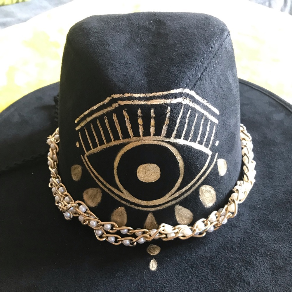 Hand painted Fedora - Picture 4 of 6